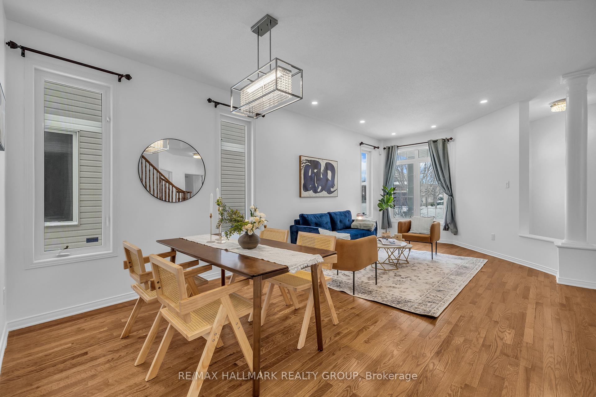 Photo 6 of 126 Strathcarron Crescent, Ottawa, Kanata - Morgan's Grant/South March — HOMEH