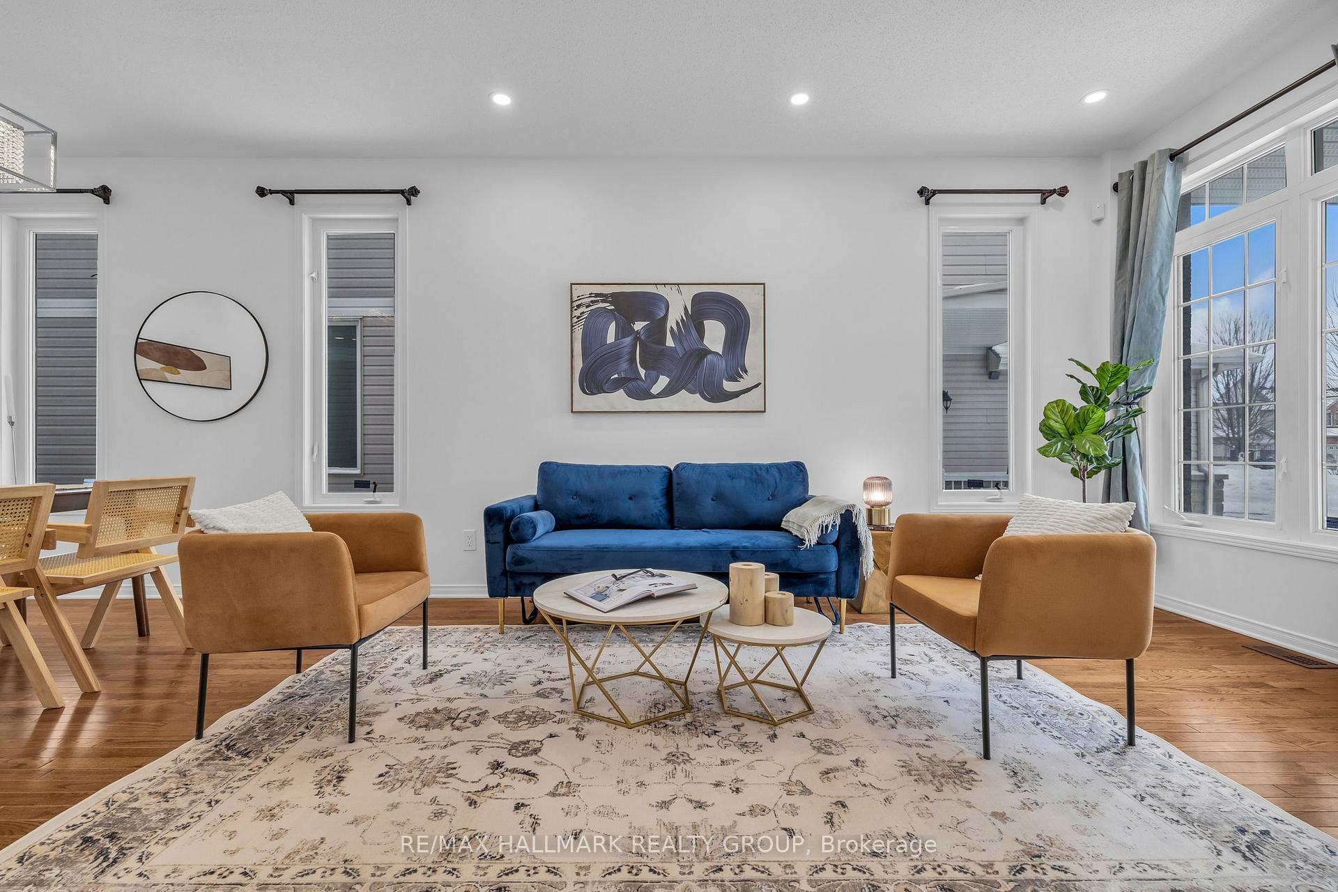 Photo 9 of 126 Strathcarron Crescent, Ottawa, Kanata - Morgan's Grant/South March — HOMEH