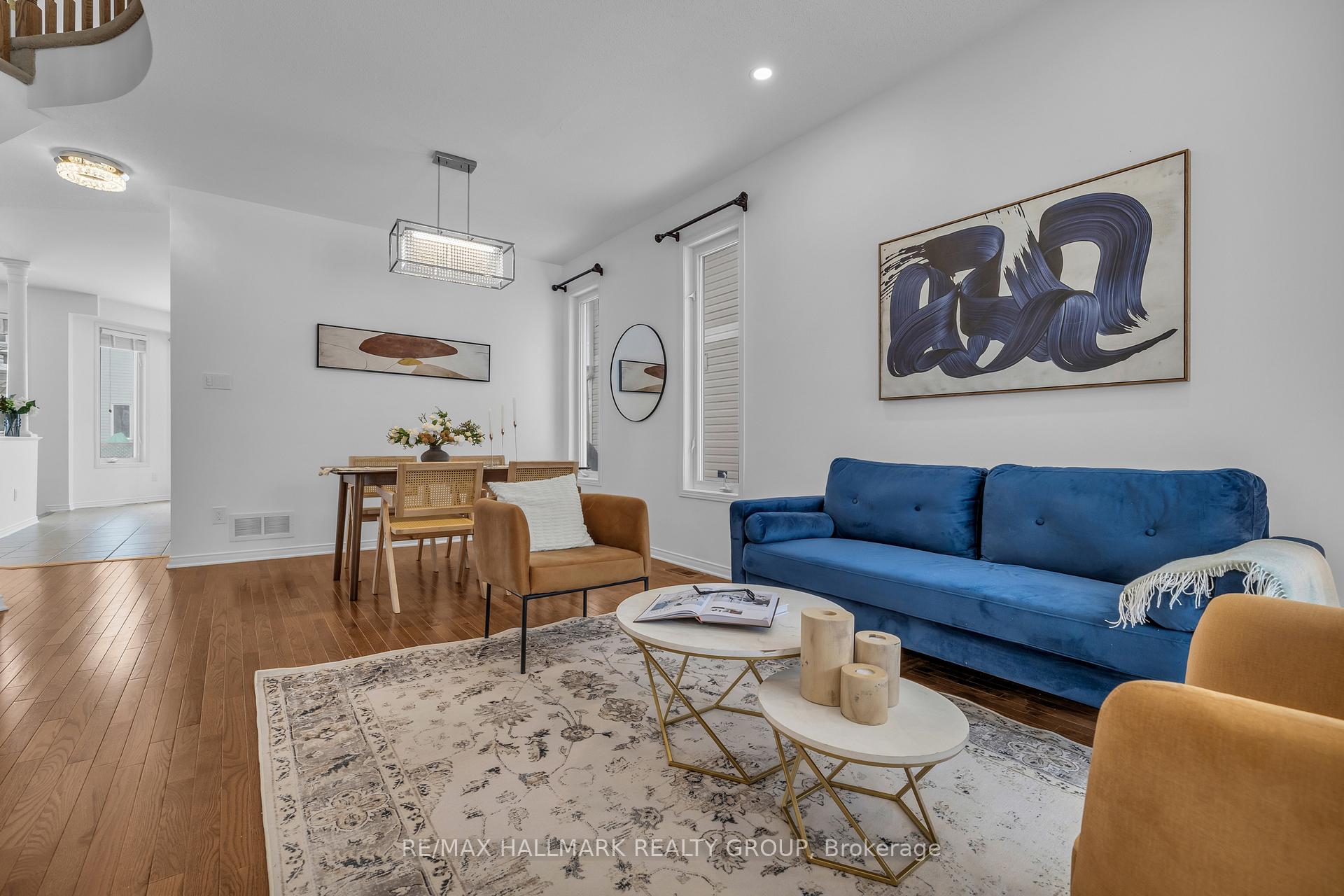 Photo 12 of 126 Strathcarron Crescent, Ottawa, Kanata - Morgan's Grant/South March — HOMEH