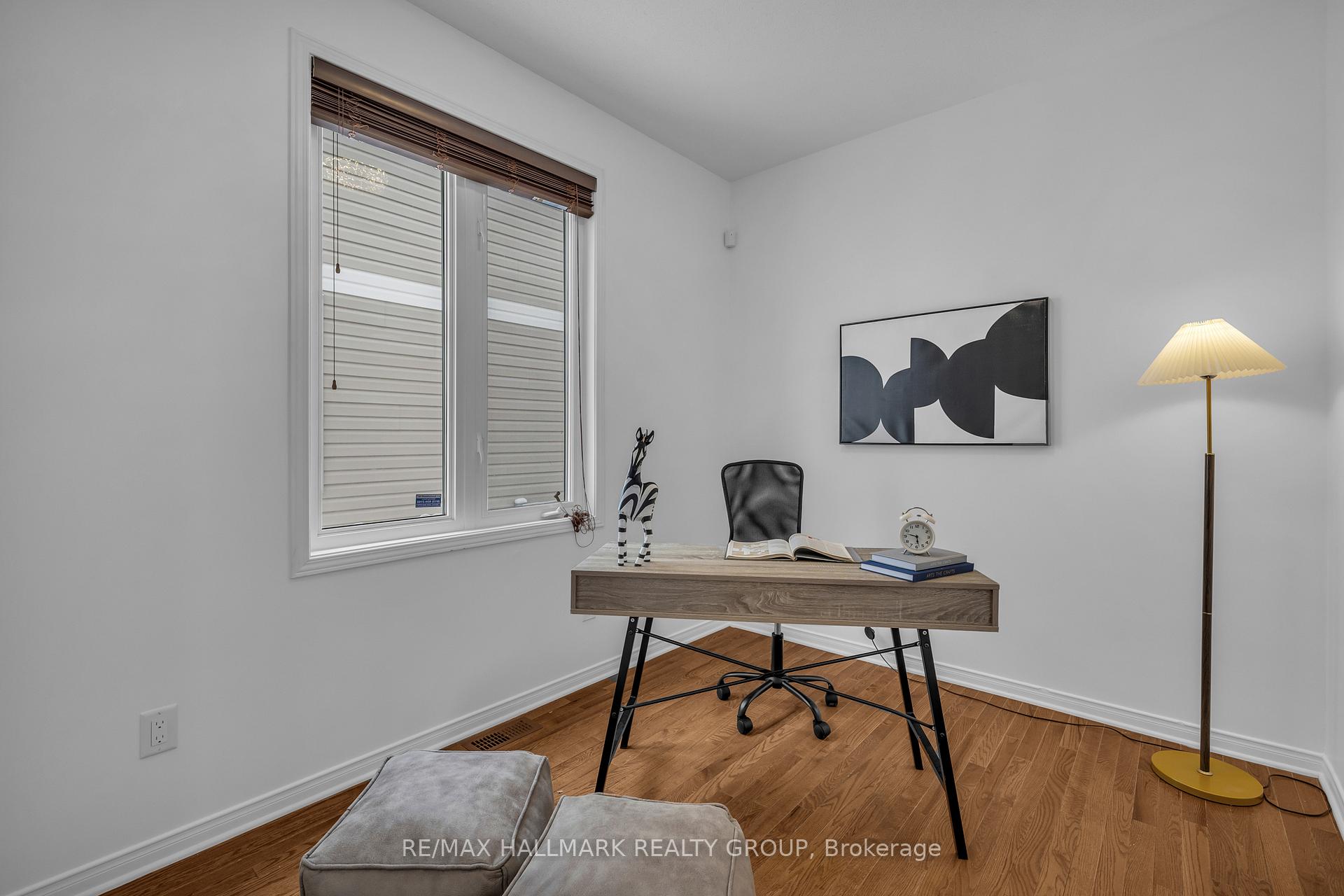 Photo 17 of 126 Strathcarron Crescent, Ottawa, Kanata - Morgan's Grant/South March — HOMEH