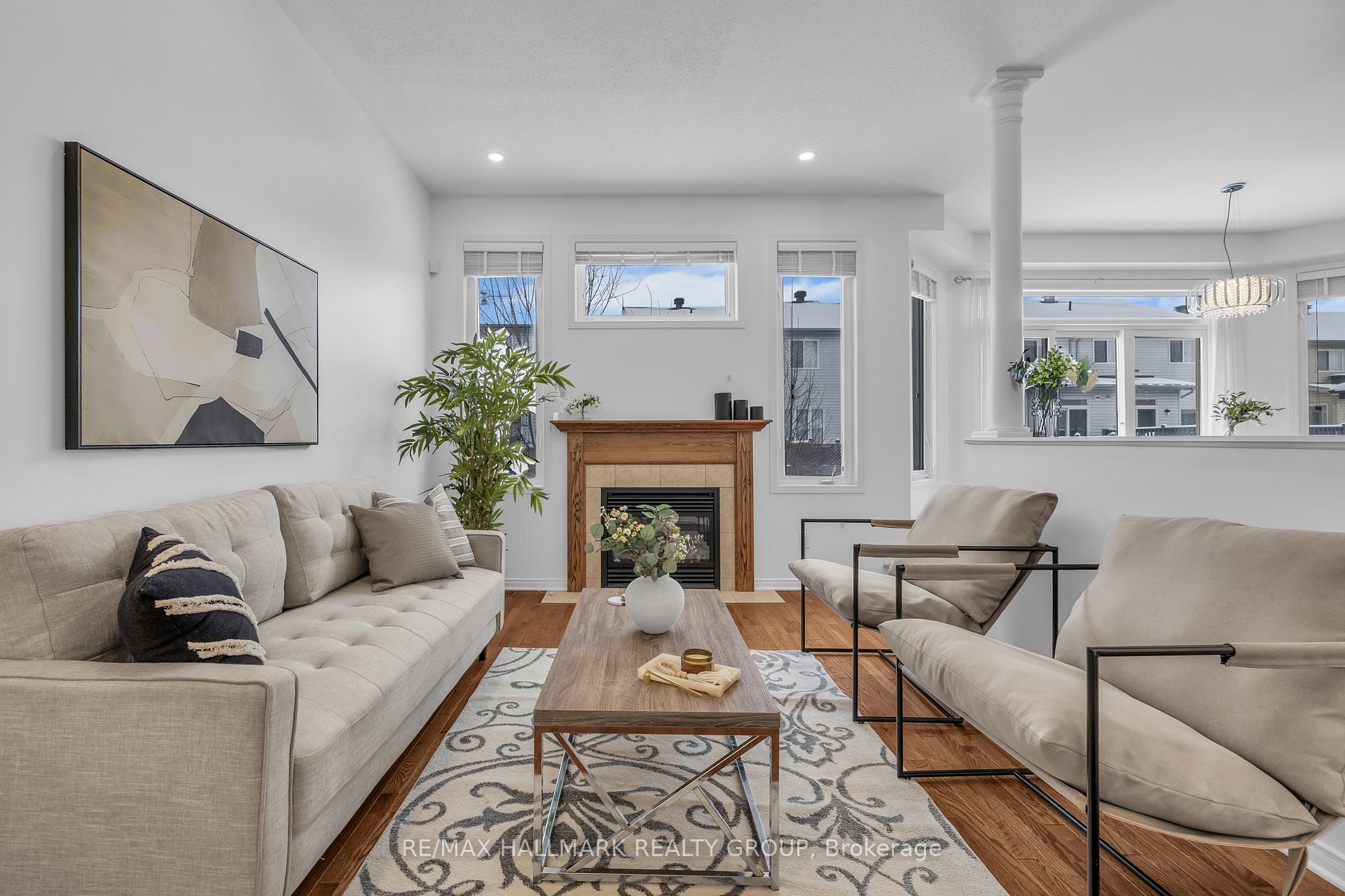 Photo 26 of 126 Strathcarron Crescent, Ottawa, Kanata - Morgan's Grant/South March — HOMEH