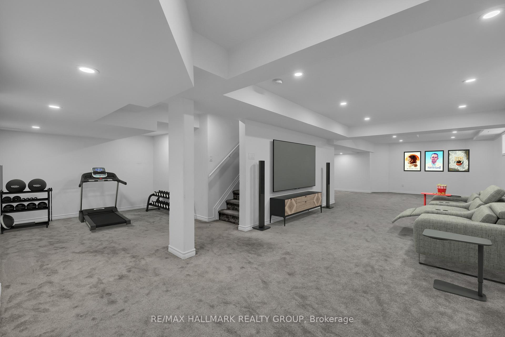 Photo 43 of 126 Strathcarron Crescent, Ottawa, Kanata - Morgan's Grant/South March — HOMEH