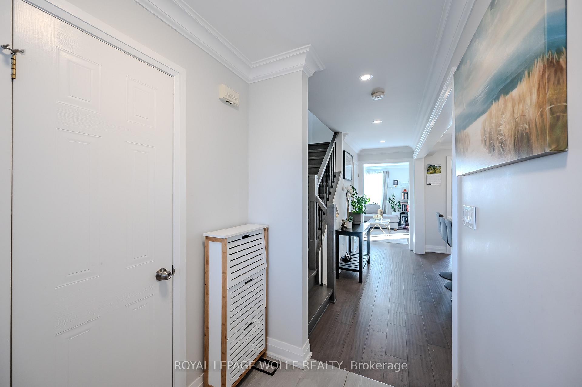 Photo 6 of 429 Erinbrook Drive, Kitchener — HOMEH