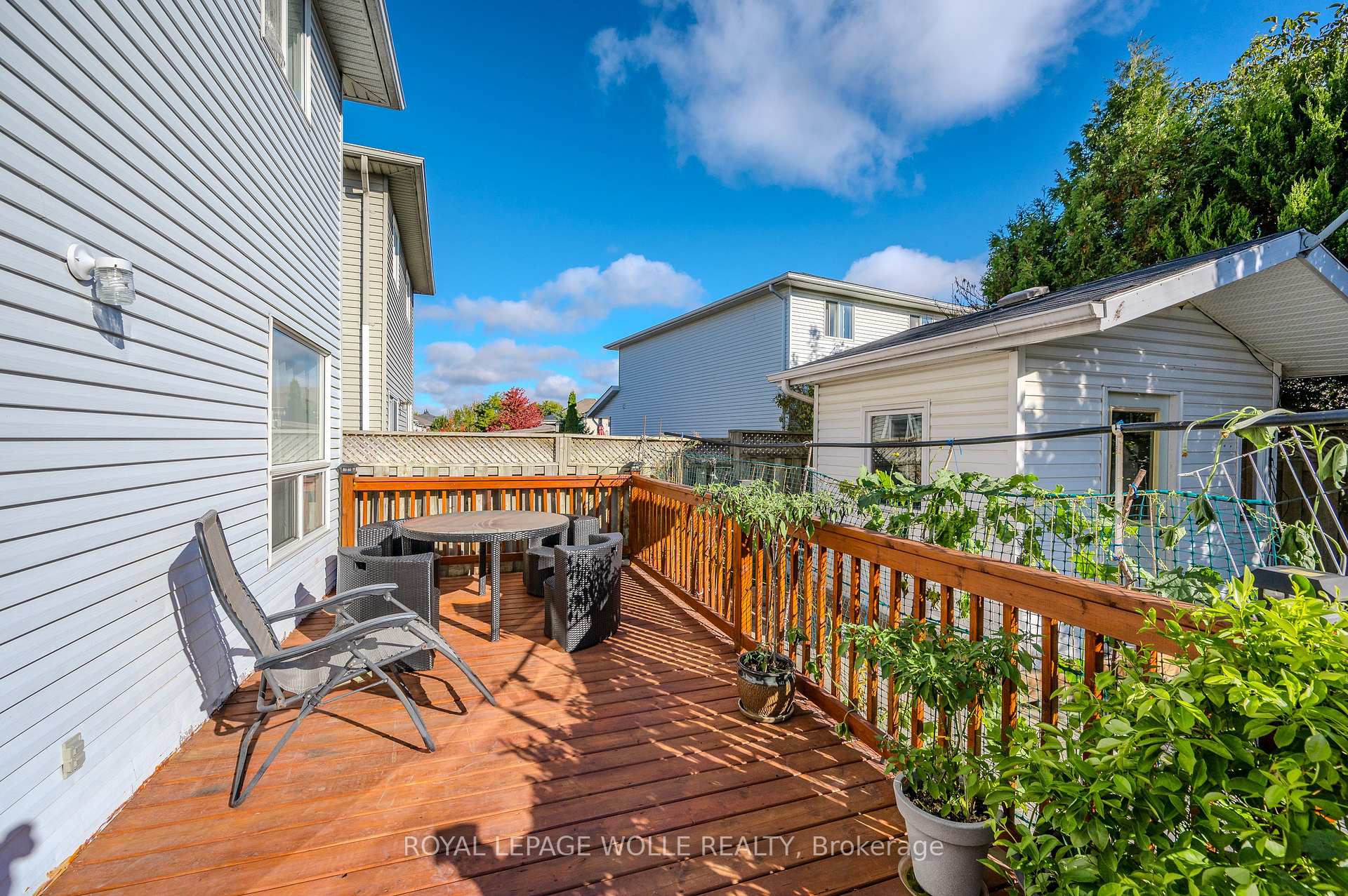 Photo 37 of 429 Erinbrook Drive, Kitchener — HOMEH