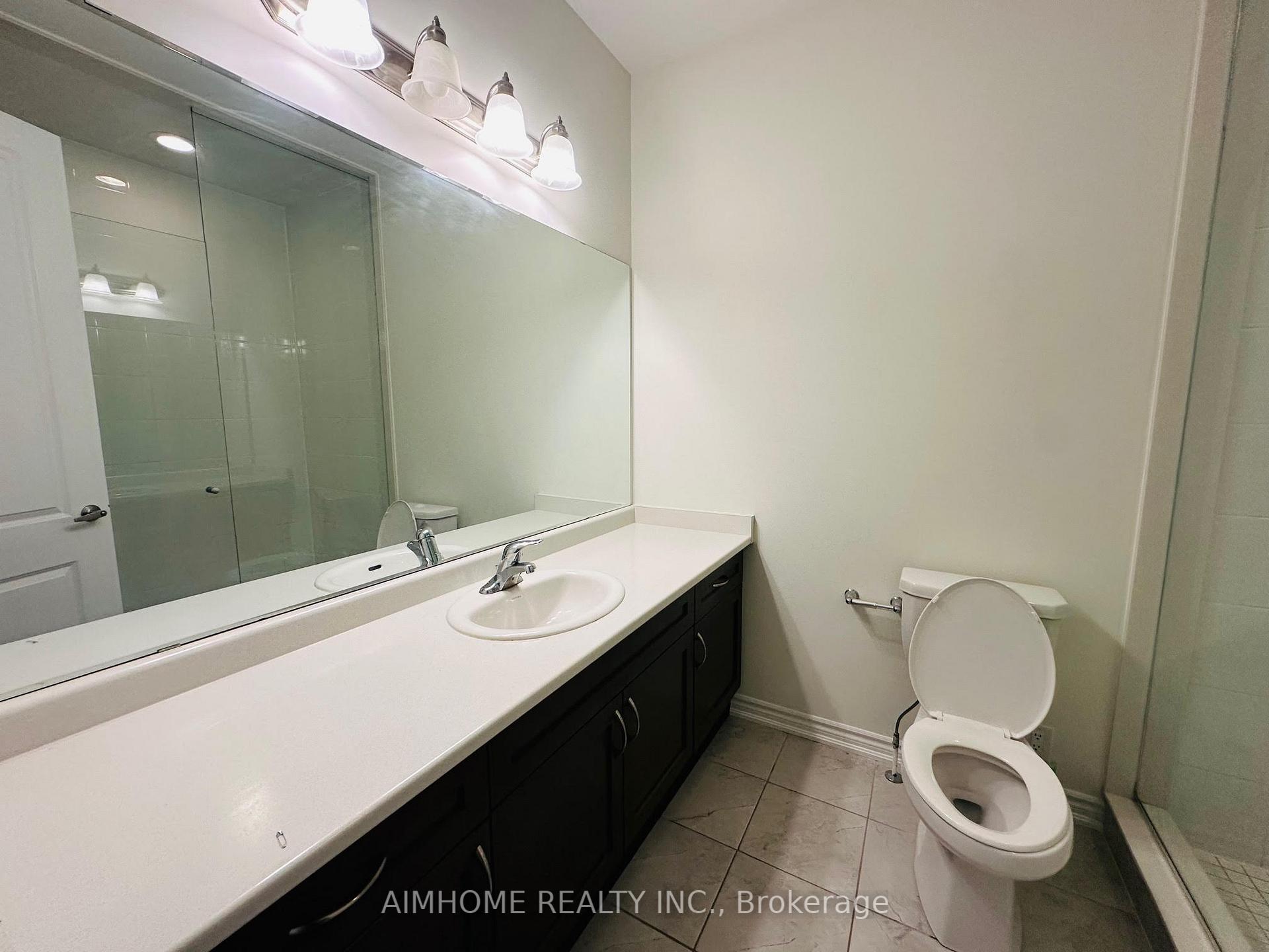 Photo 5 of 4 Therma Crescent, Markham, Victoria Square — HOMEH