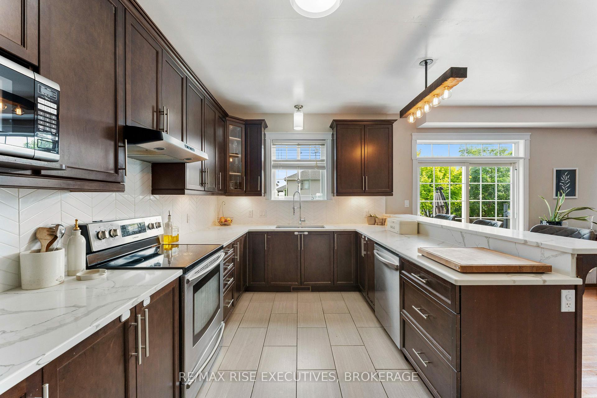 Photo 4 of 1349 Monaco Court, Kingston, City Northwest — HOMEH