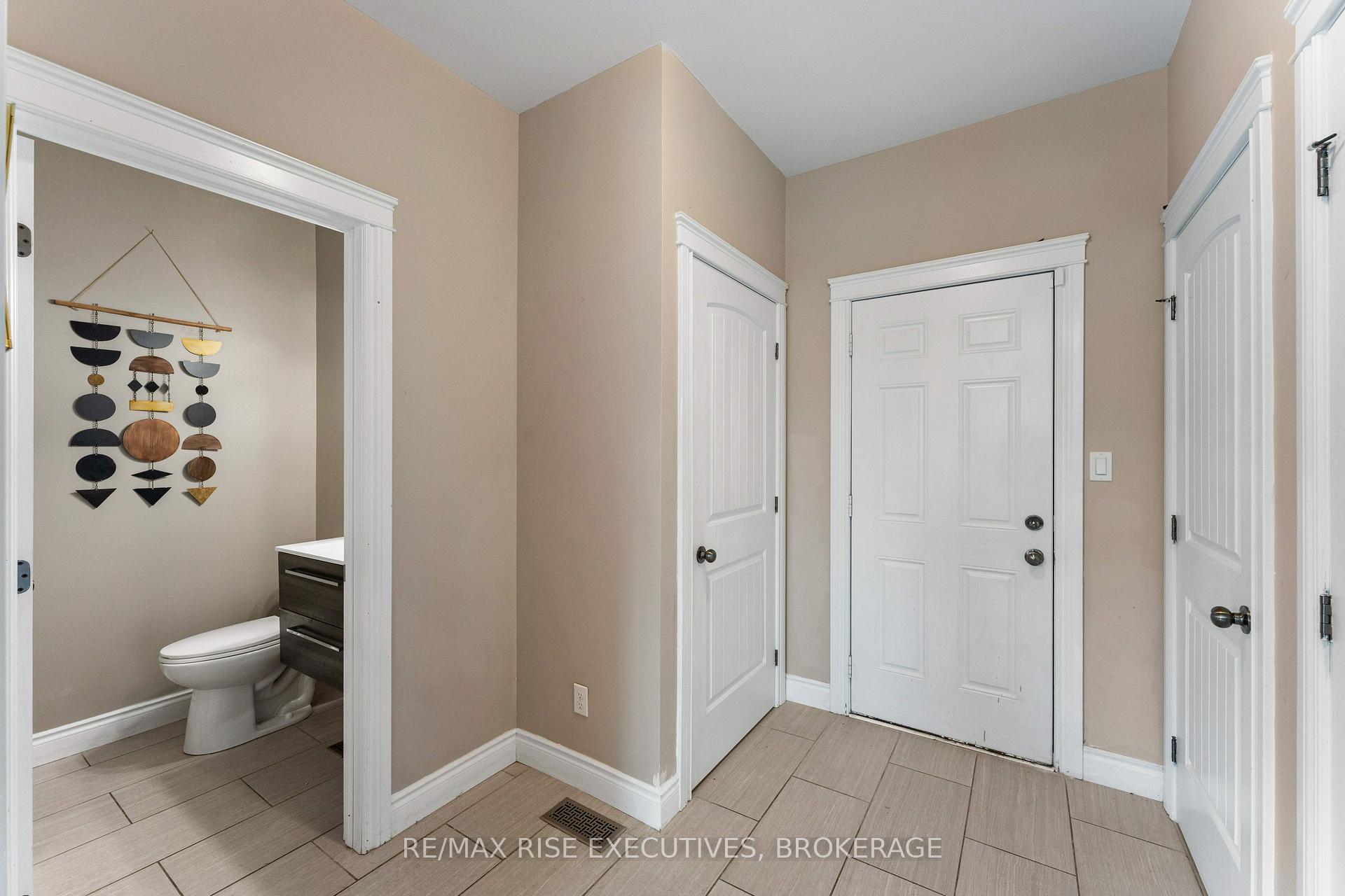 Photo 5 of 1349 Monaco Court, Kingston, City Northwest — HOMEH