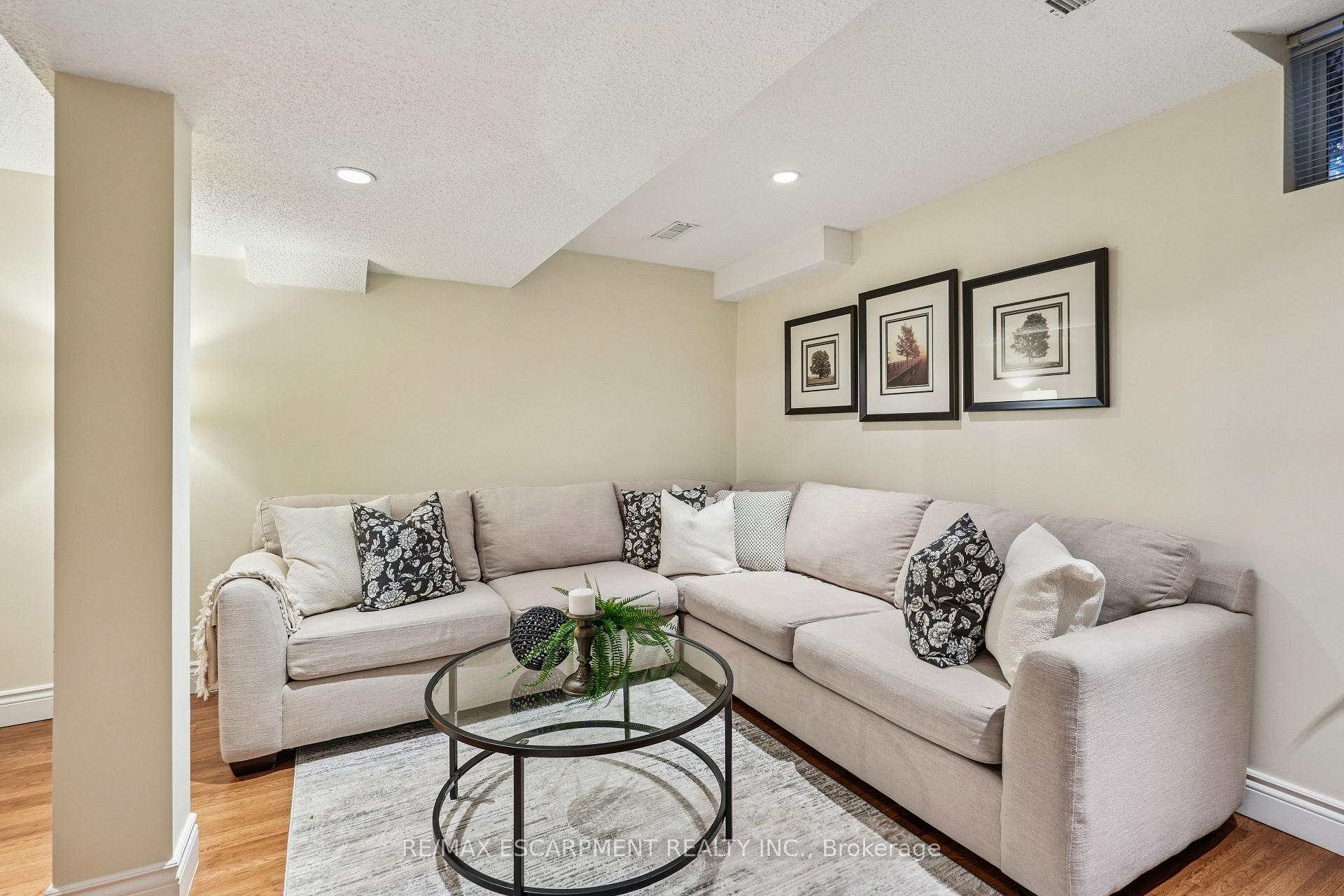 Photo 32 of 46 Dawson Crescent, Milton, Old Milton — HOMEH