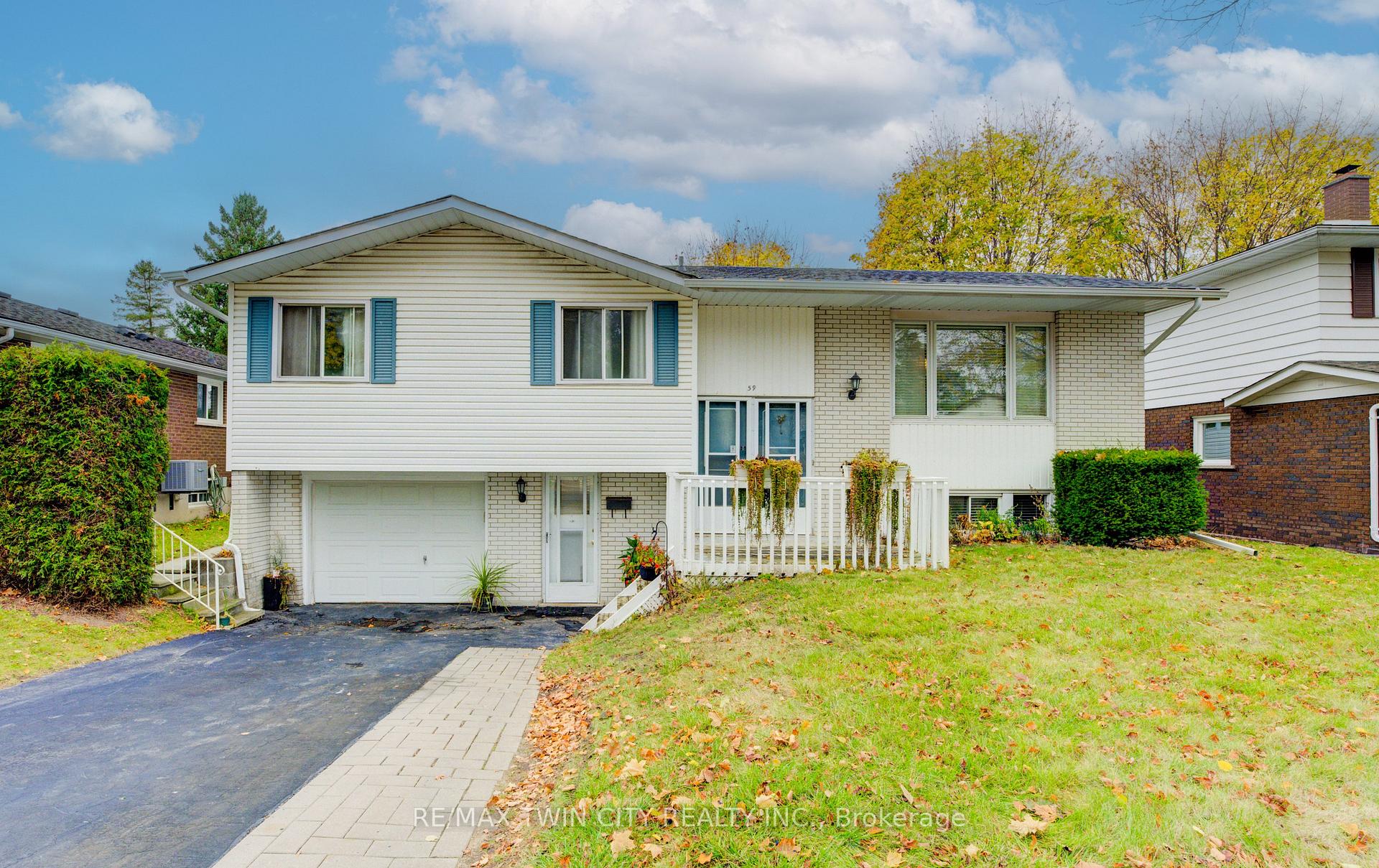 Photo 1 of 59 Tecumseh Crescent, Kitchener — HOMEH