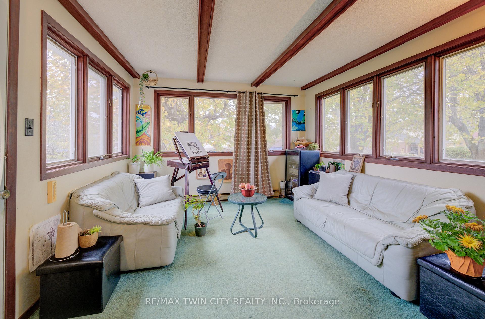 Photo 12 of 59 Tecumseh Crescent, Kitchener — HOMEH