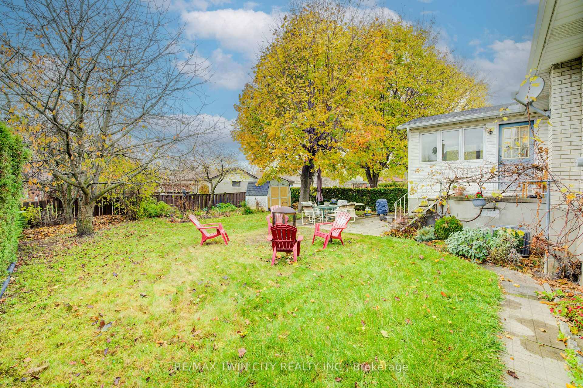 Photo 27 of 59 Tecumseh Crescent, Kitchener — HOMEH