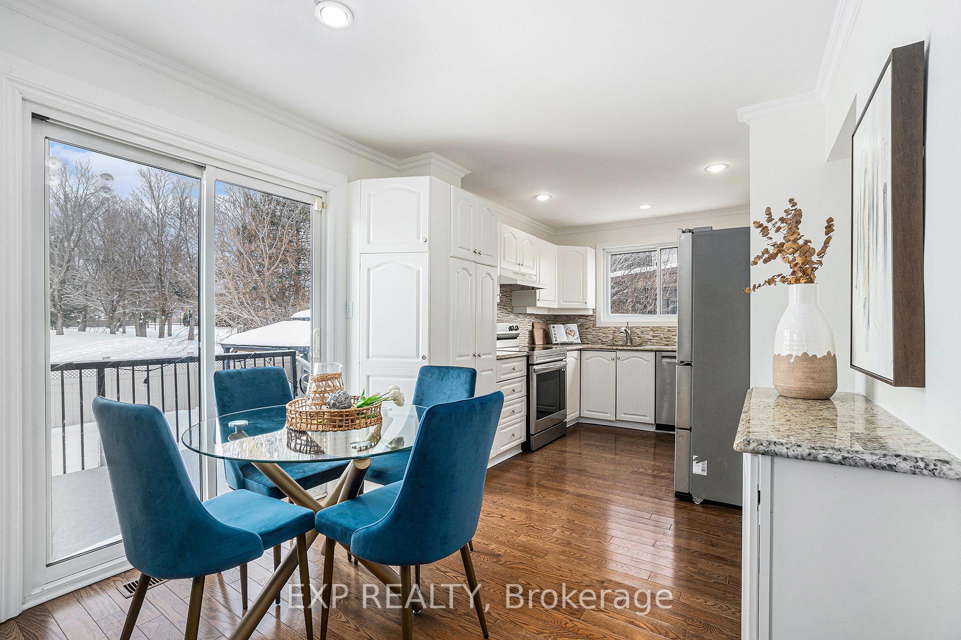 Photo 11 of 44 Huntsman Crescent, Ottawa, Kanata - Bridlewood — HOMEH