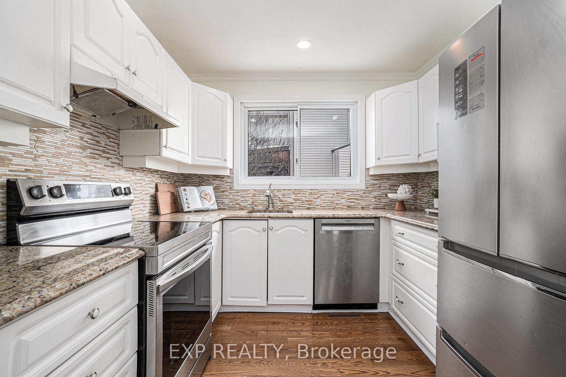 Photo 13 of 44 Huntsman Crescent, Ottawa, Kanata - Bridlewood — HOMEH