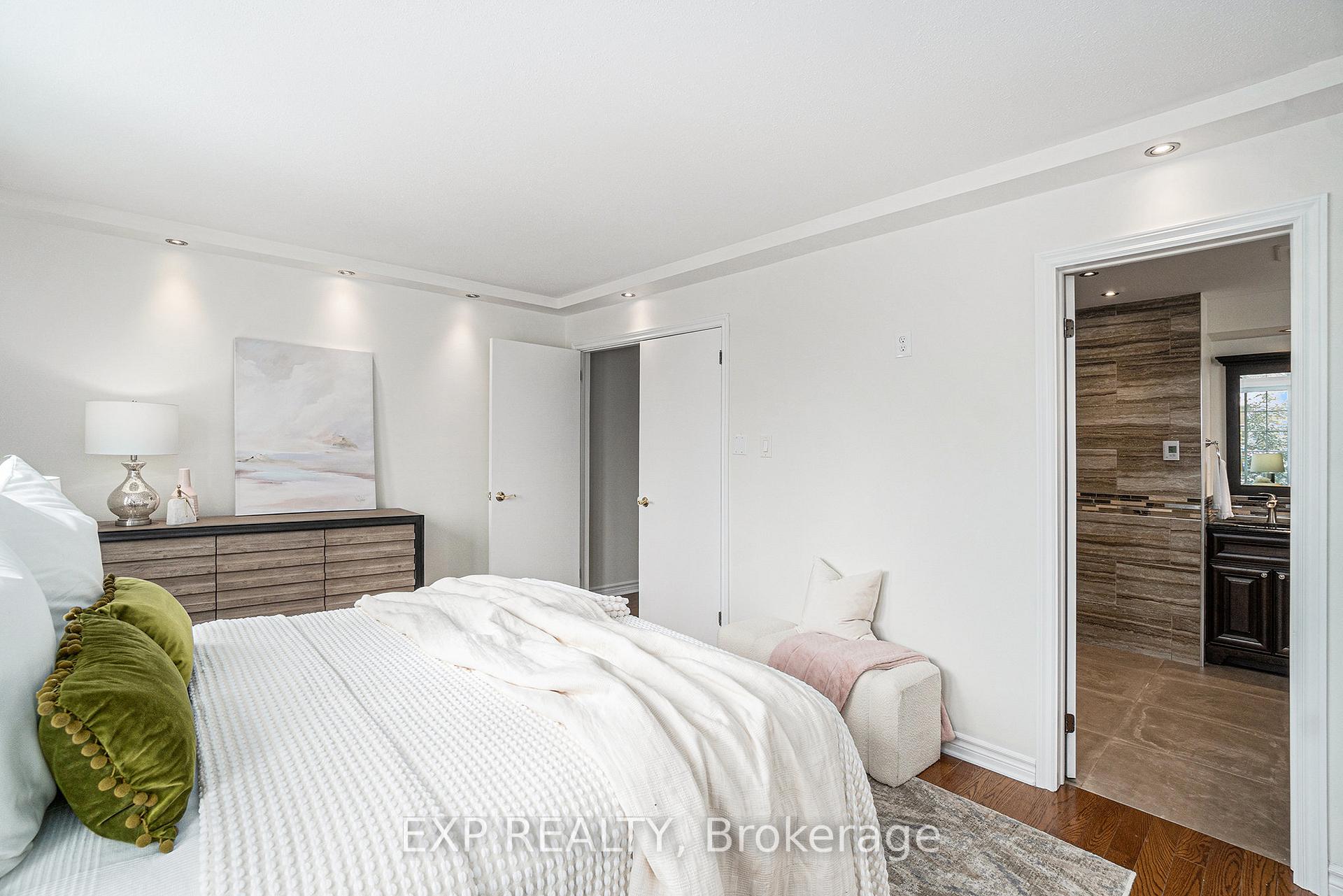Photo 23 of 44 Huntsman Crescent, Ottawa, Kanata - Bridlewood — HOMEH