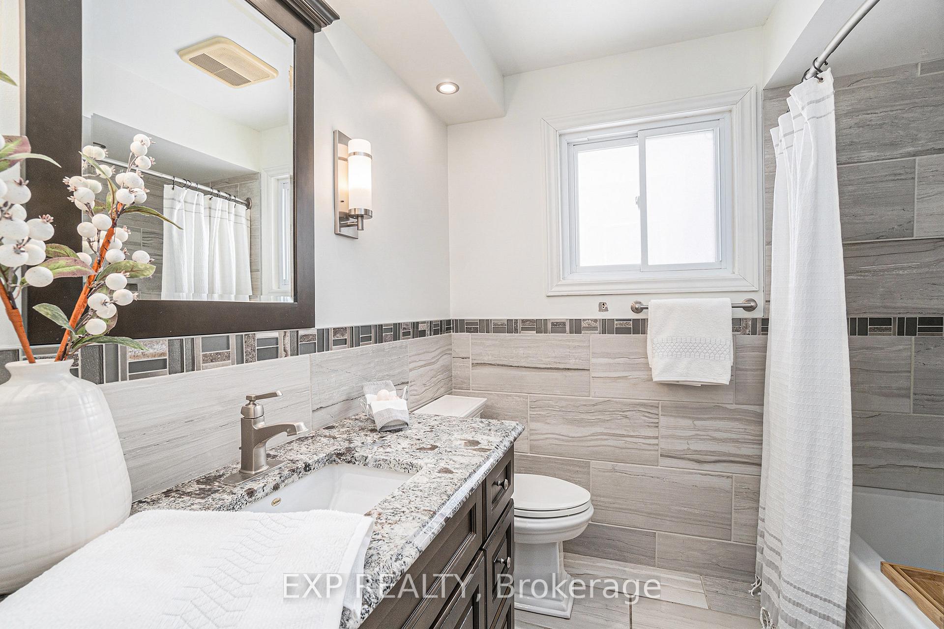 Photo 28 of 44 Huntsman Crescent, Ottawa, Kanata - Bridlewood — HOMEH