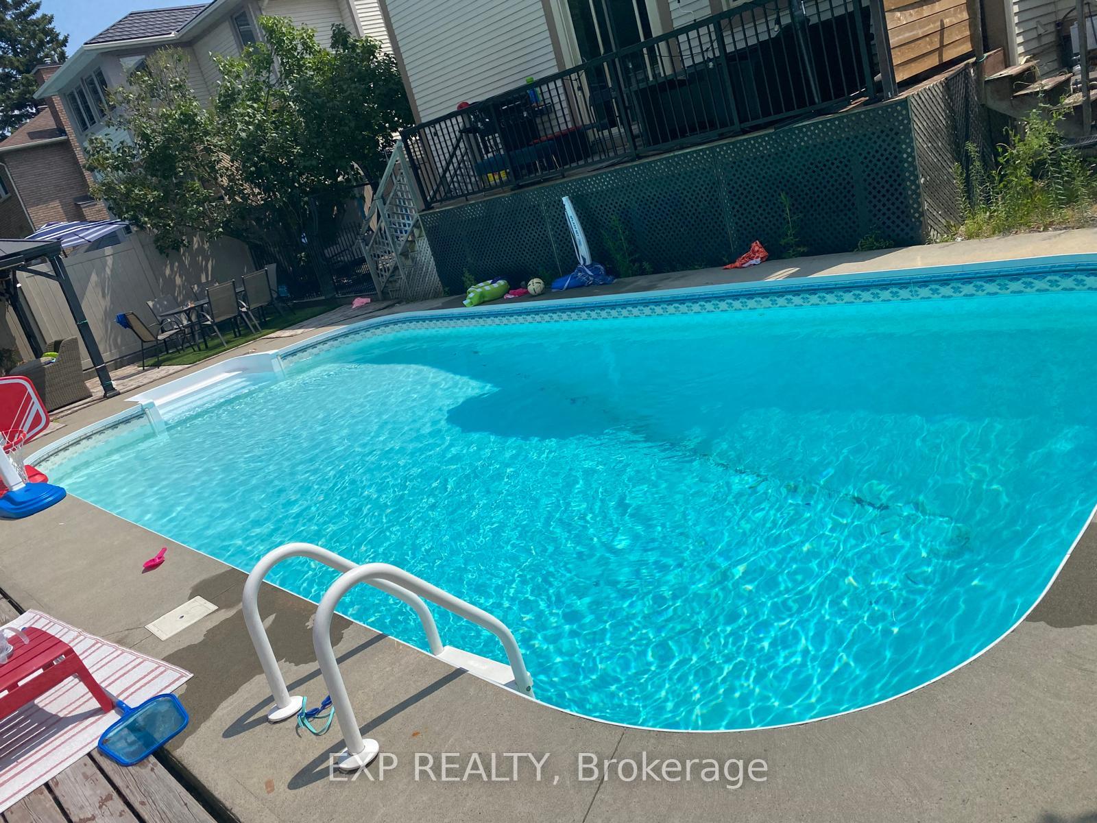Photo 37 of 44 Huntsman Crescent, Ottawa, Kanata - Bridlewood — HOMEH