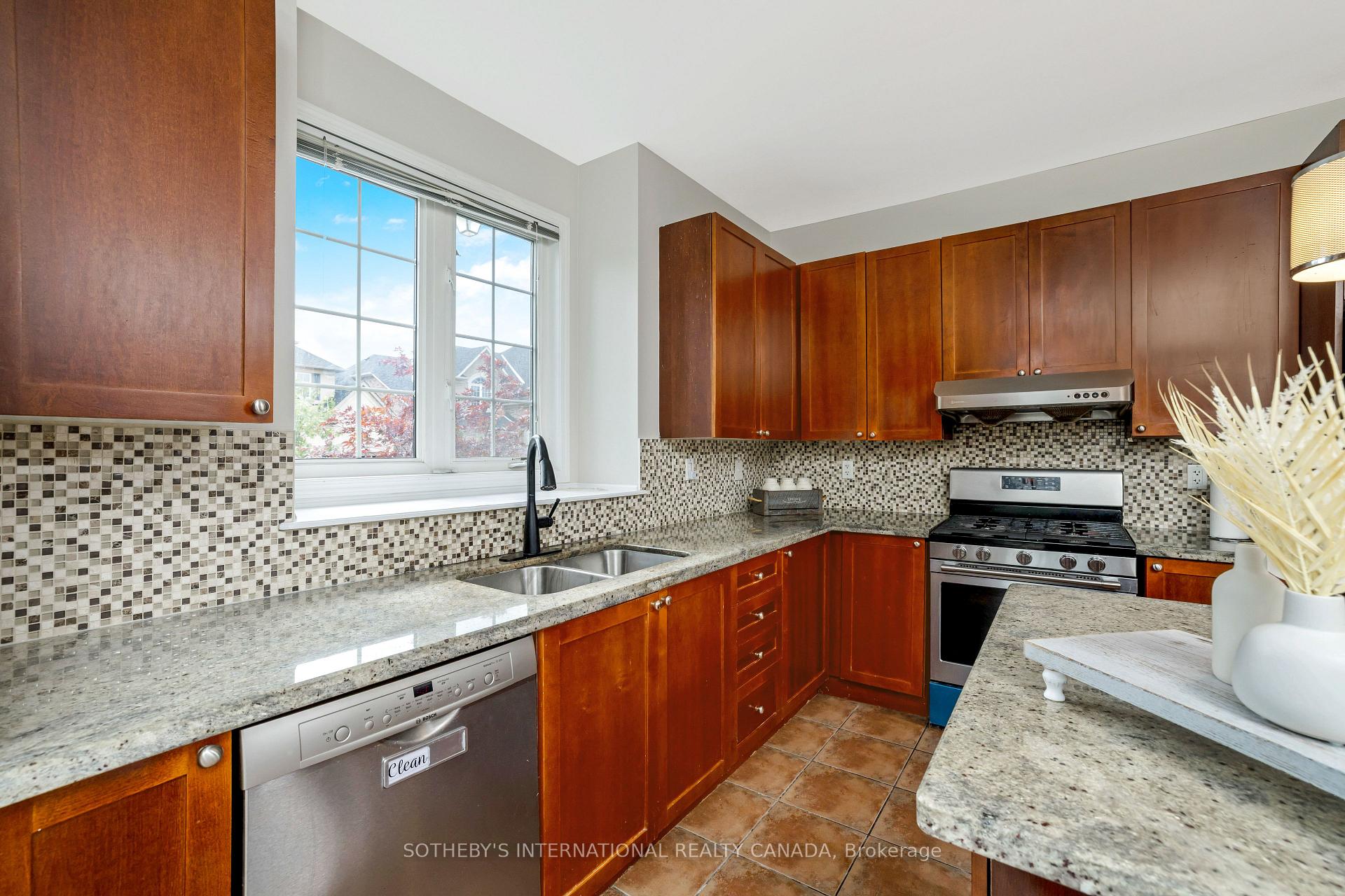 Photo 13 of 465 Cusick Circle, Milton, Harrison — HOMEH