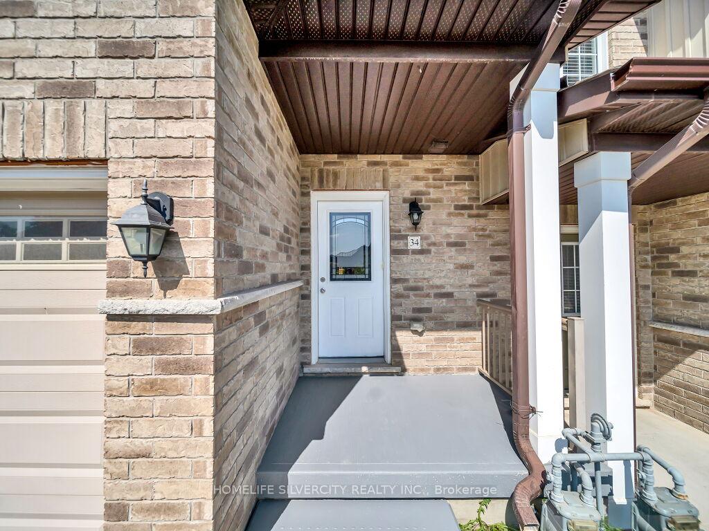 Photo 2 of 34 Renfrew Street, Kitchener, Huron Park — HOMEH