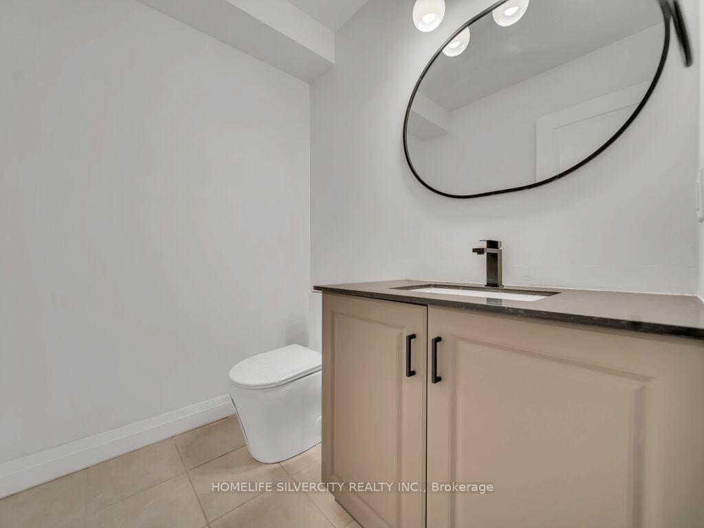 Photo 14 of 34 Renfrew Street, Kitchener, Huron Park — HOMEH