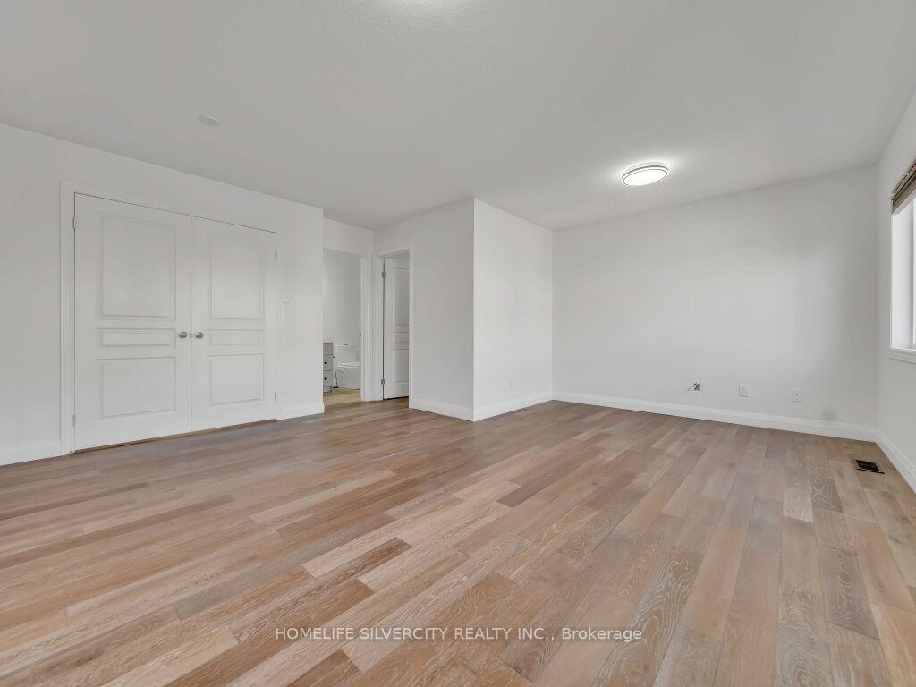 Photo 18 of 34 Renfrew Street, Kitchener, Huron Park — HOMEH