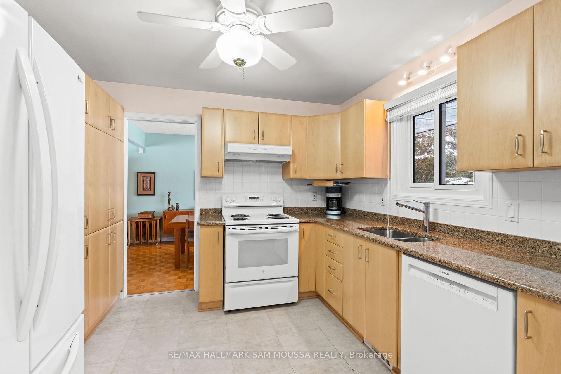 Photo 15 of 65 Pellan Way, Ottawa, Kanata - Beaverbrook — HOMEH