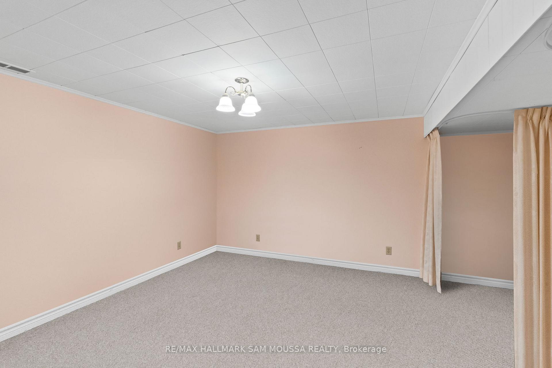 Photo 32 of 65 Pellan Way, Ottawa, Kanata - Beaverbrook — HOMEH