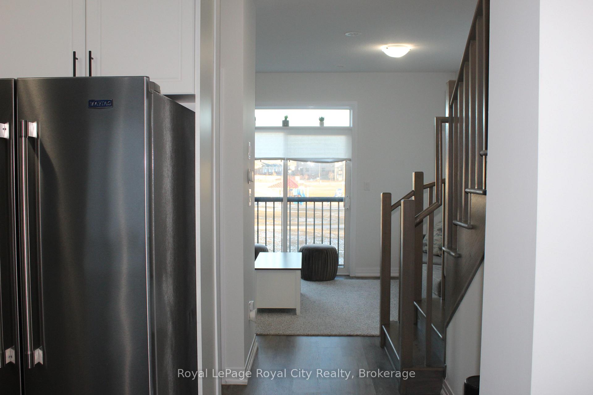 Photo 7 of Unit 29, 185 Bedrock Drive, Hamilton, Stoney Creek Mountain — HOMEH