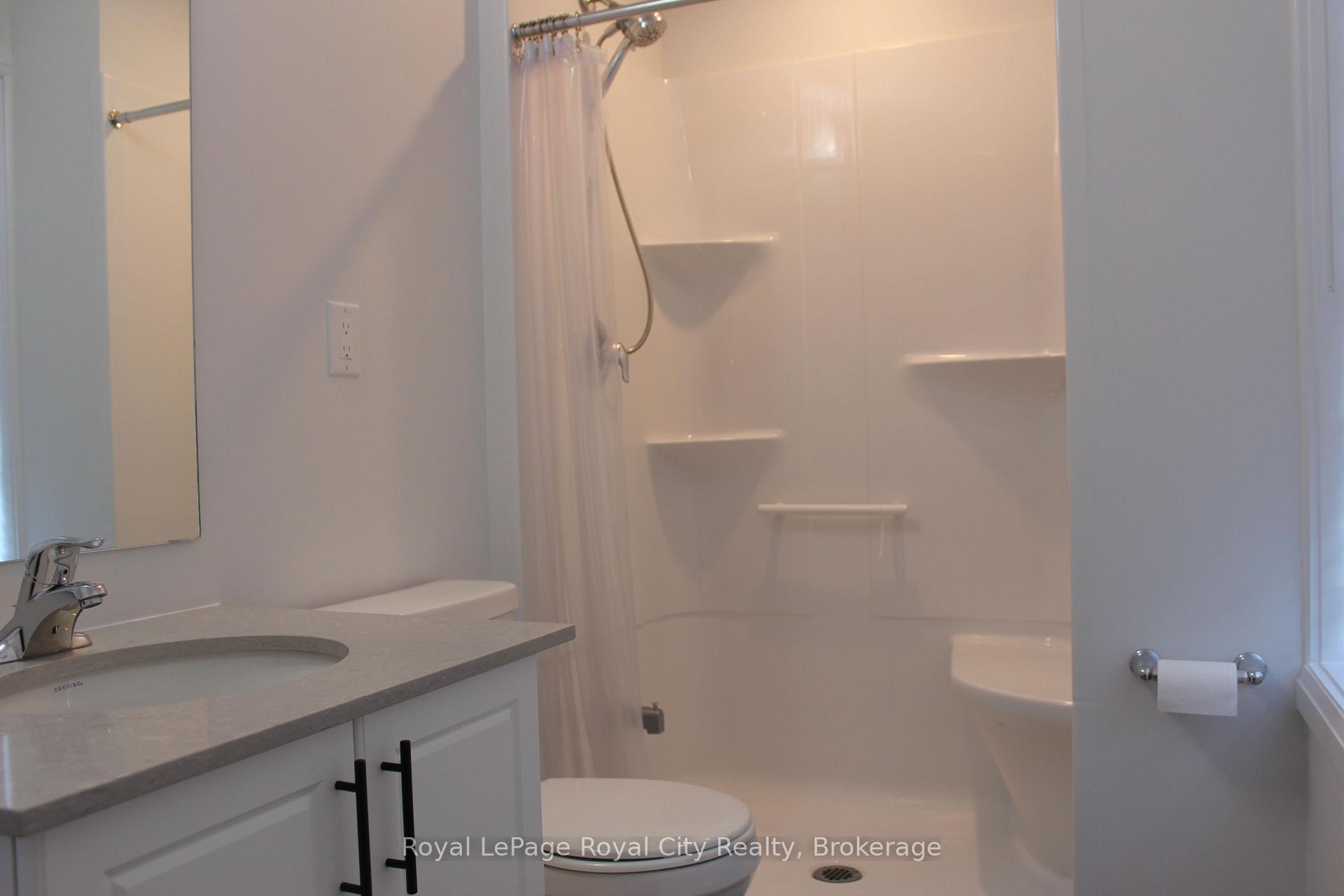 Photo 20 of Unit 29, 185 Bedrock Drive, Hamilton, Stoney Creek Mountain — HOMEH