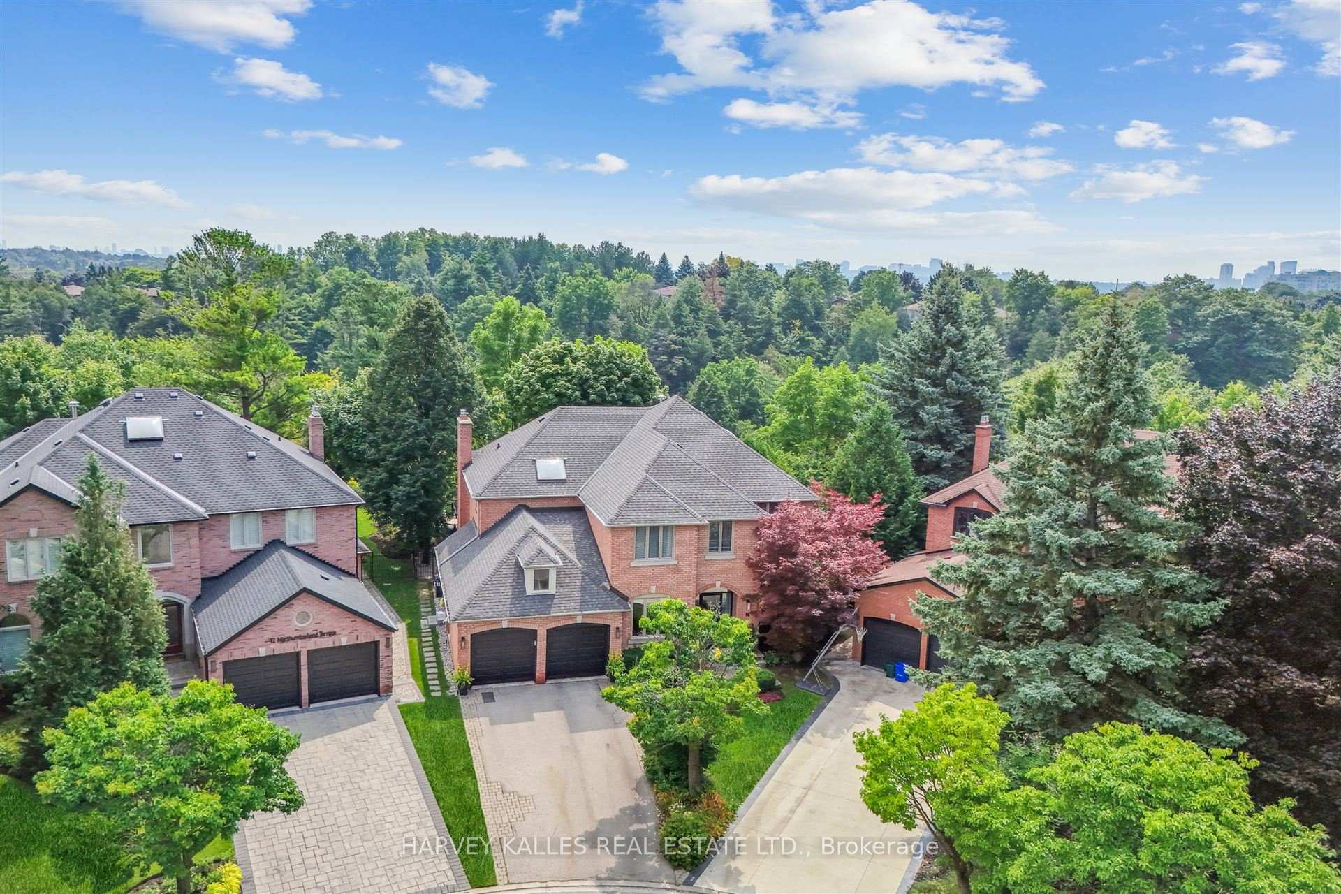 Photo 1 of 14 Northumberland Terrace, Markham, Thornlea — HOMEH