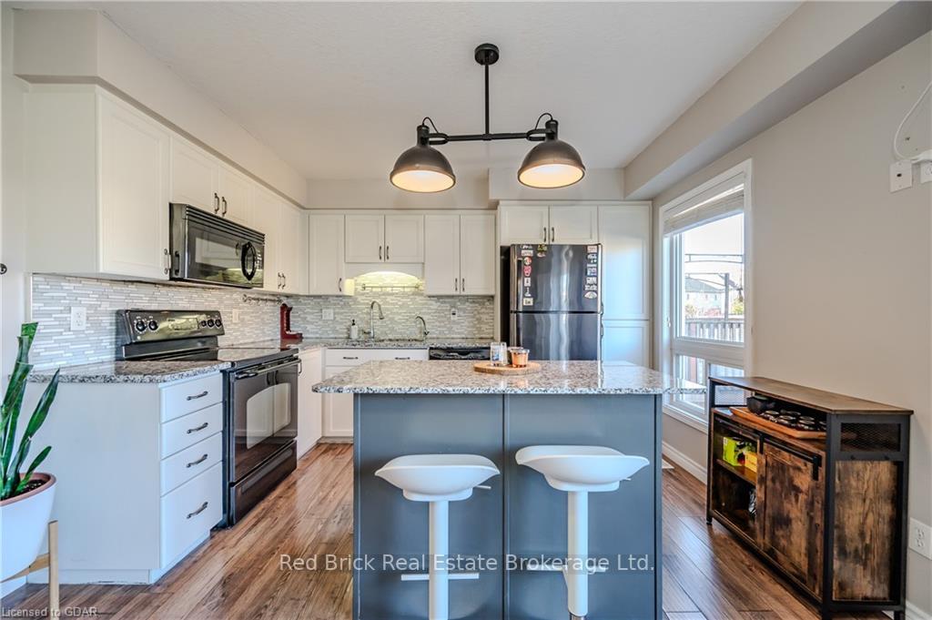 Photo 12 of 312 Parkvale Drive, Kitchener, Huron Park — HOMEH