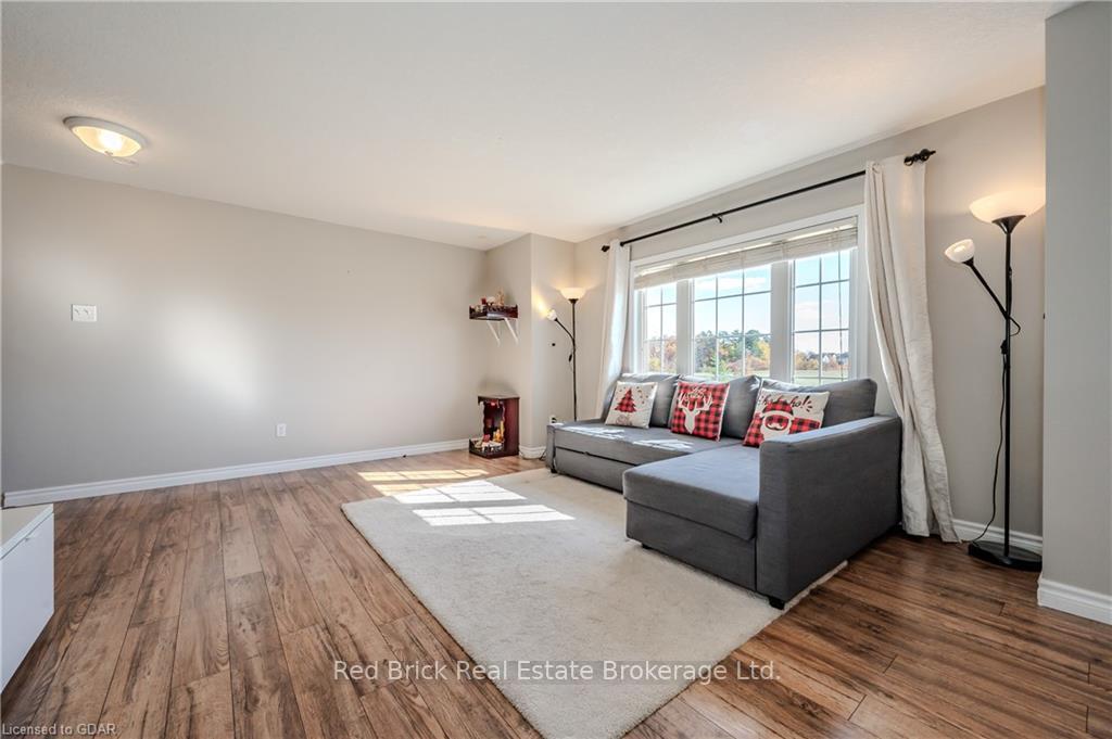Photo 22 of 312 Parkvale Drive, Kitchener, Huron Park — HOMEH