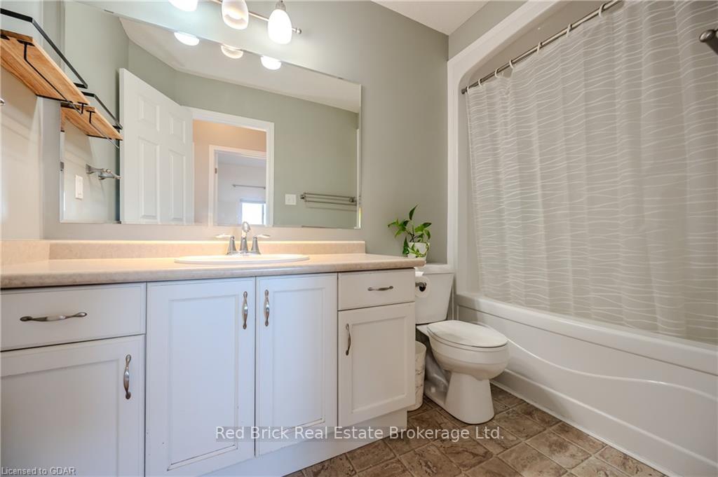 Photo 29 of 312 Parkvale Drive, Kitchener, Huron Park — HOMEH