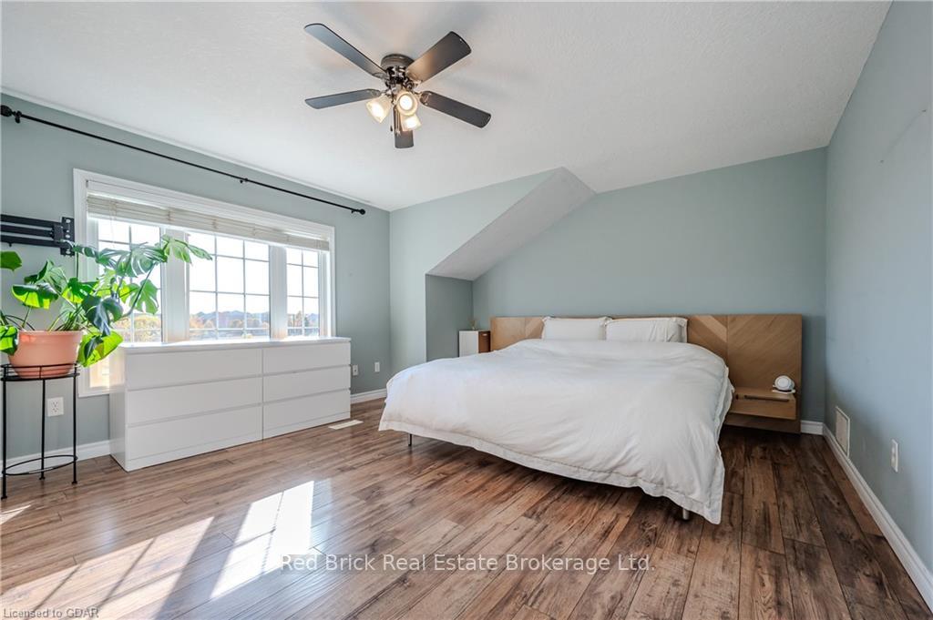 Photo 31 of 312 Parkvale Drive, Kitchener, Huron Park — HOMEH