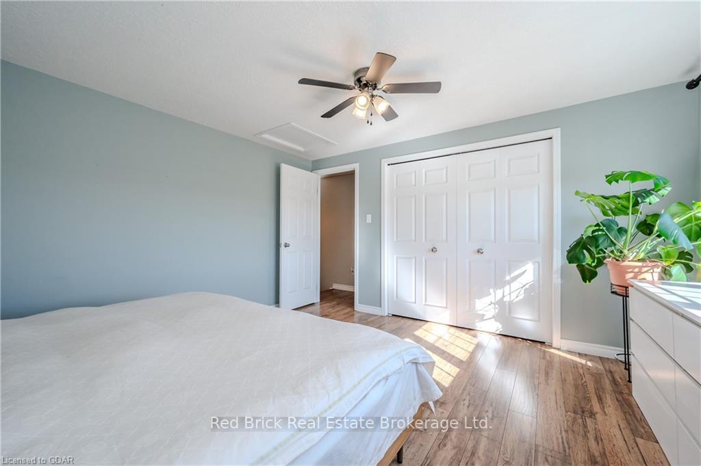 Photo 33 of 312 Parkvale Drive, Kitchener, Huron Park — HOMEH