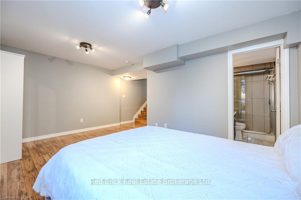 Photo 36 of 312 Parkvale Drive, Kitchener, Huron Park — HOMEH