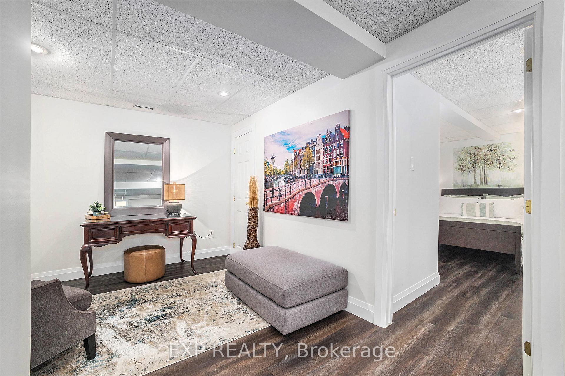 Photo 23 of 72 Newcastle Avenue, Ottawa, Kanata - Morgan's Grant/South March — HOMEH