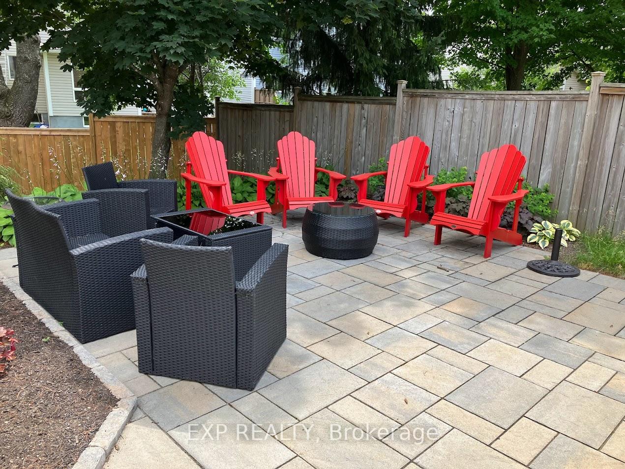Photo 27 of 72 Newcastle Avenue, Ottawa, Kanata - Morgan's Grant/South March — HOMEH