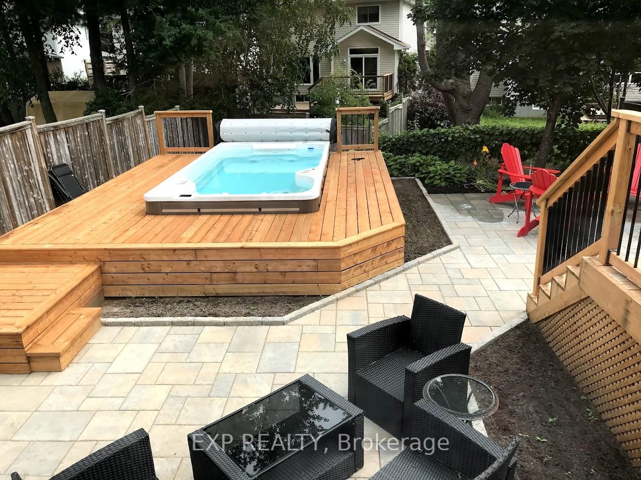 Photo 28 of 72 Newcastle Avenue, Ottawa, Kanata - Morgan's Grant/South March — HOMEH