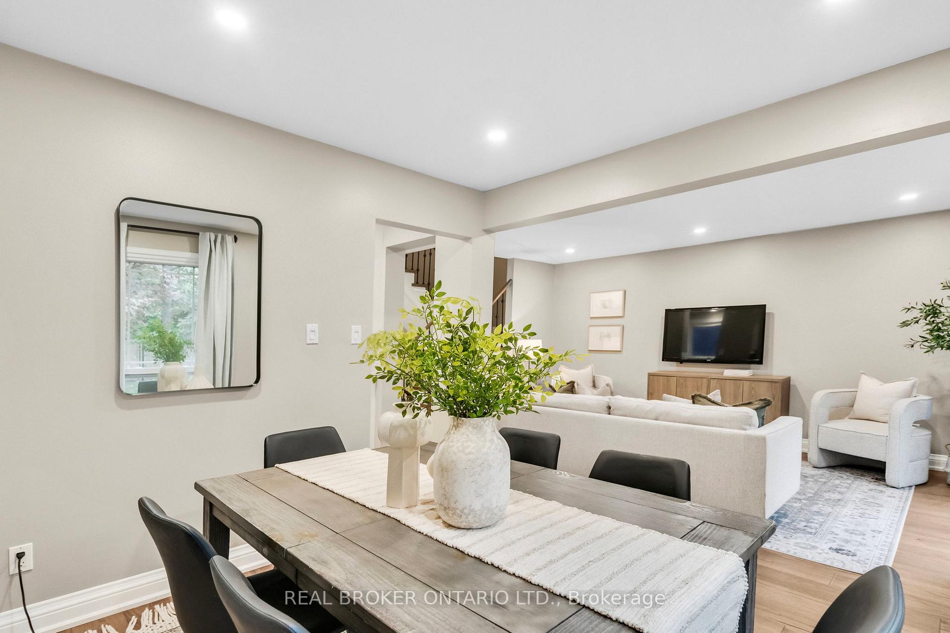 Photo 13 of 782 Laurier Avenue, Milton, Timberlea — HOMEH