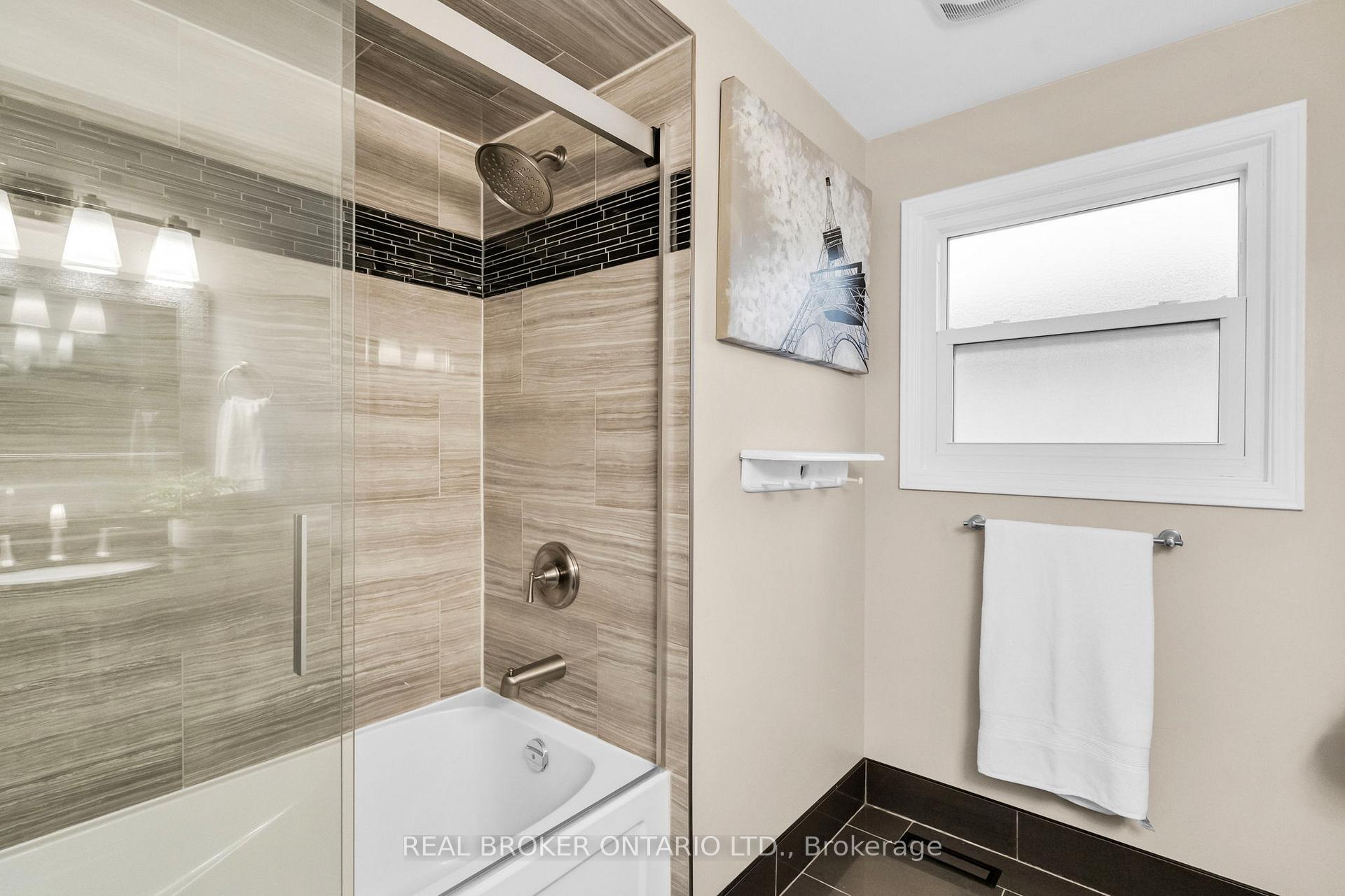 Photo 27 of 782 Laurier Avenue, Milton, Timberlea — HOMEH