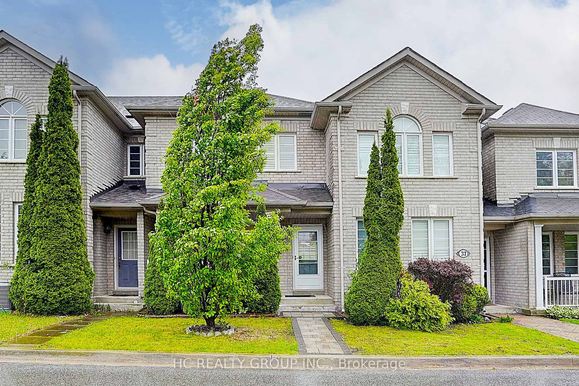 Photo 1 of 35 Olivia Drive, Markham, Berczy — HOMEH