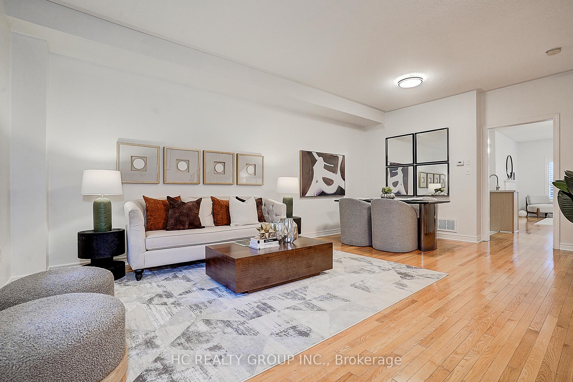 Photo 8 of 35 Olivia Drive, Markham, Berczy — HOMEH