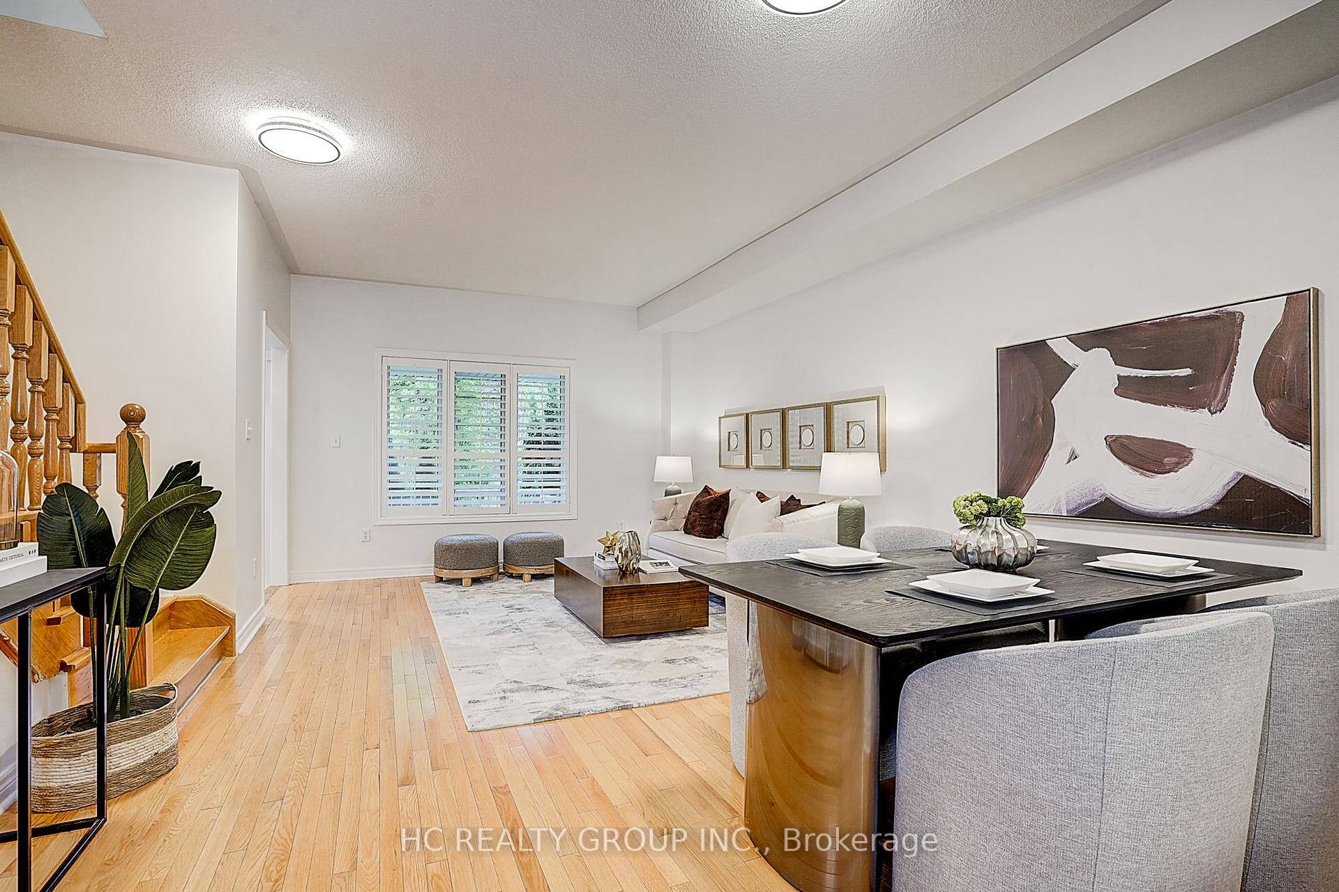 Photo 12 of 35 Olivia Drive, Markham, Berczy — HOMEH