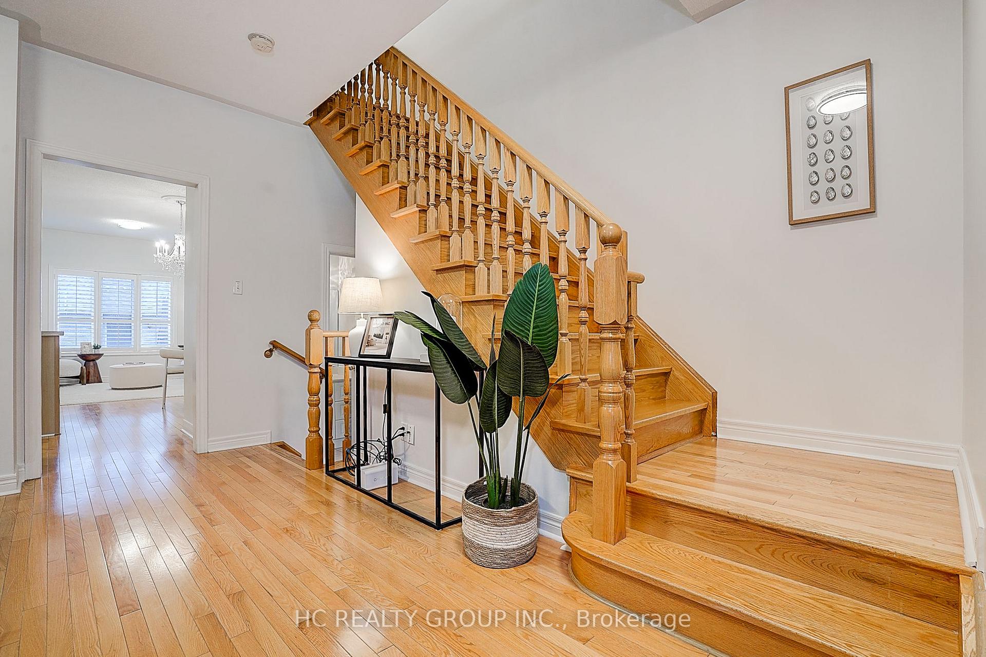Photo 28 of 35 Olivia Drive, Markham, Berczy — HOMEH