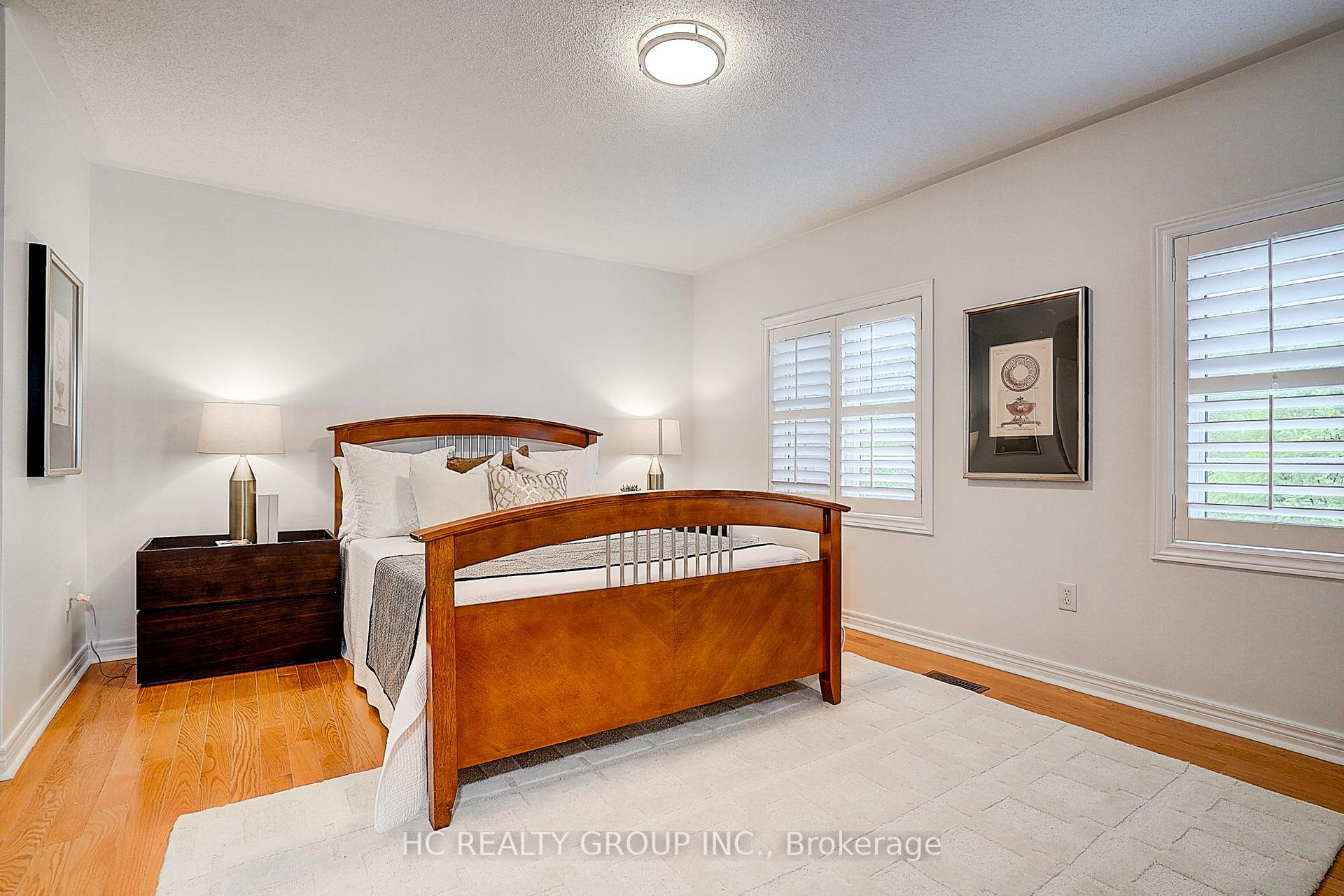 Photo 32 of 35 Olivia Drive, Markham, Berczy — HOMEH