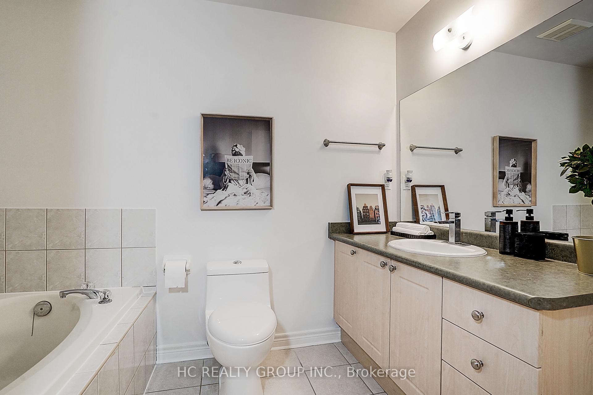Photo 37 of 35 Olivia Drive, Markham, Berczy — HOMEH