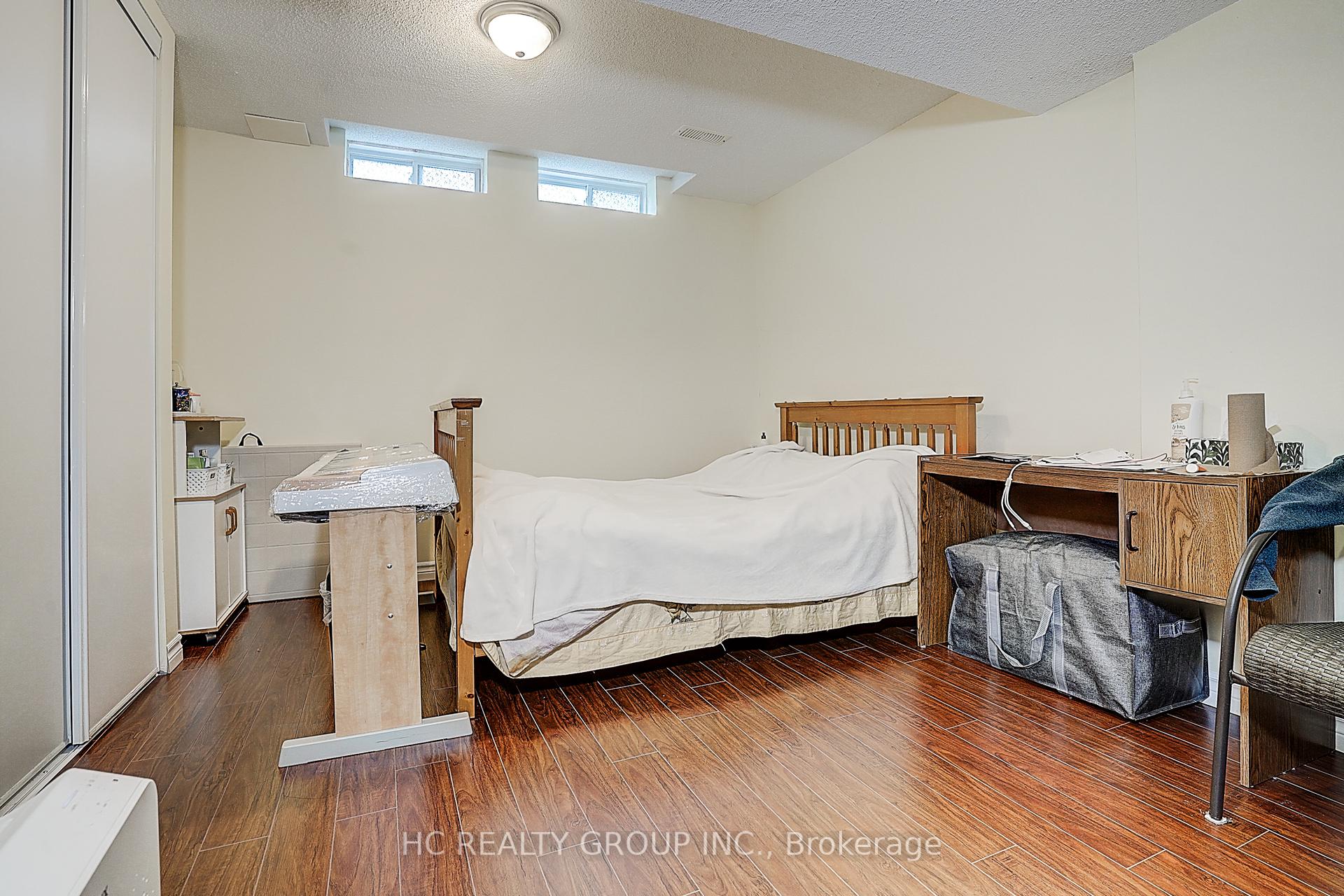 Photo 42 of 35 Olivia Drive, Markham, Berczy — HOMEH
