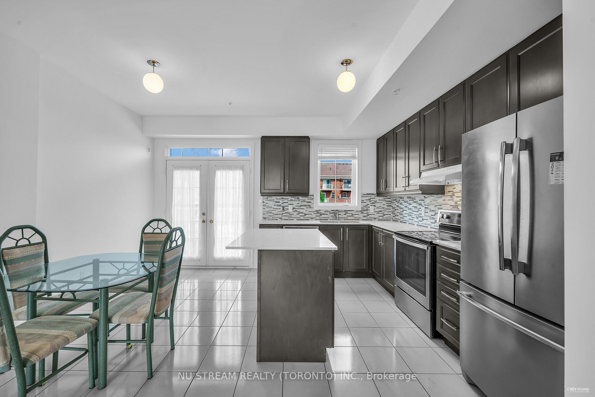 Photo 4 of Unit 2&3/F, 24 Cathedral High Street, Markham, Cathedraltown — HOMEH