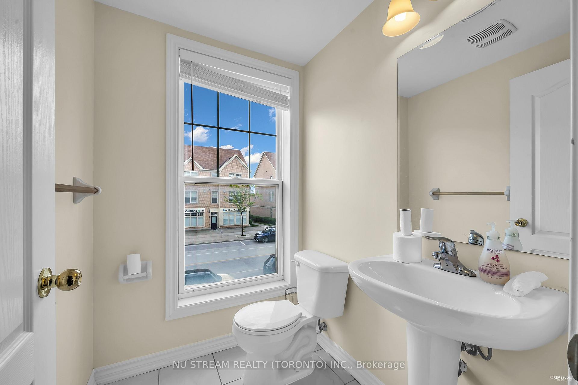 Photo 7 of Unit 2&3/F, 24 Cathedral High Street, Markham, Cathedraltown — HOMEH