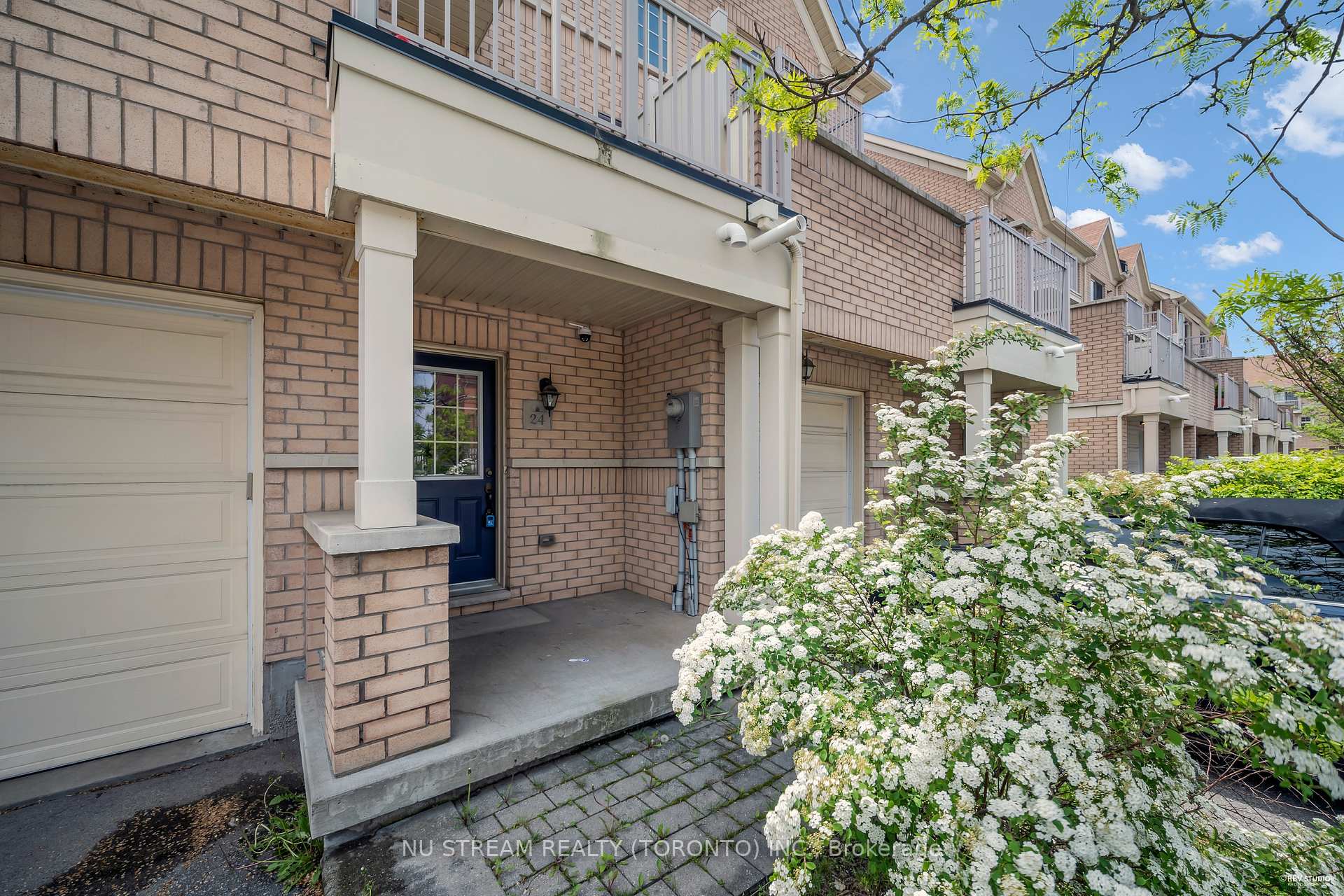 Photo 24 of Unit 2&3/F, 24 Cathedral High Street, Markham, Cathedraltown — HOMEH